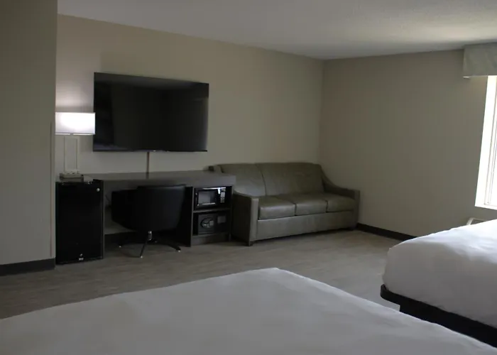 Boarders Inn And Suites By Cobblestone Lamar Missouri